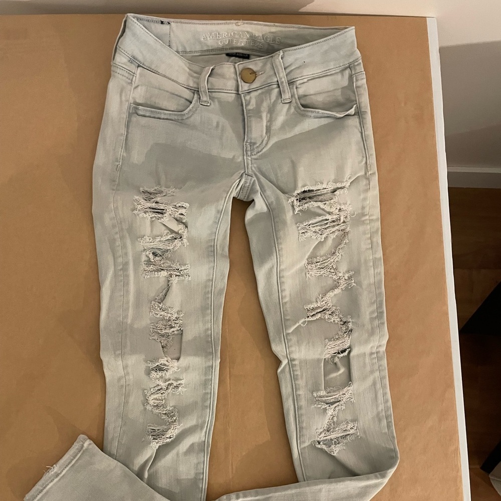 American Eagle outfitters cheese superstretch.        Color is Glacier grey